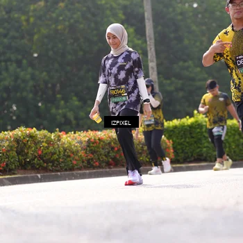 Runner Photo 6598058