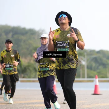 Runner Photo 6598064