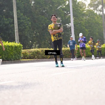 Runner Photo 6598123