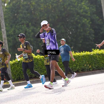 Runner Photo 6598310