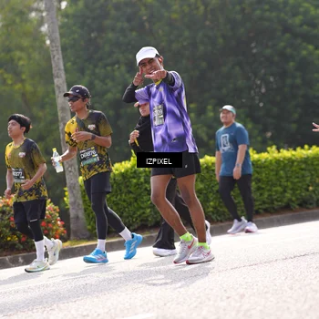 Runner Photo 6598329