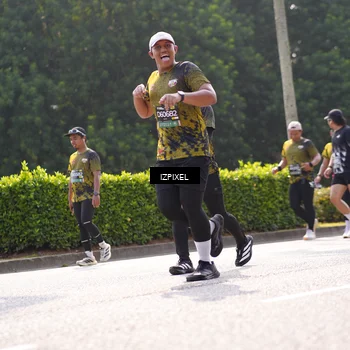 Runner Photo 6598404