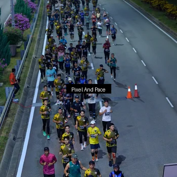 Runner Photo 6598476