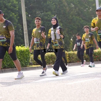 Runner Photo 6598494
