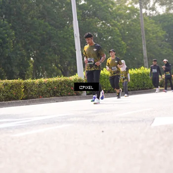 Runner Photo 6598546