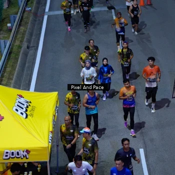 Runner Photo 6598680