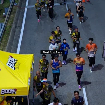 Runner Photo 6598681