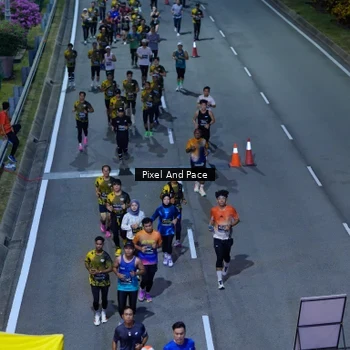Runner Photo 6598690
