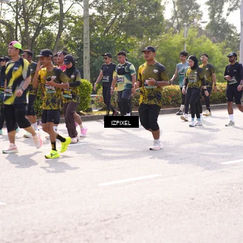 Runner Photo 6598711