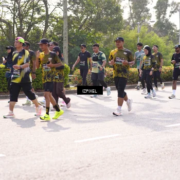Runner Photo 6598782