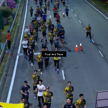 Runner Photo 6598799