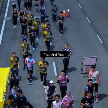 Runner Photo 6599071