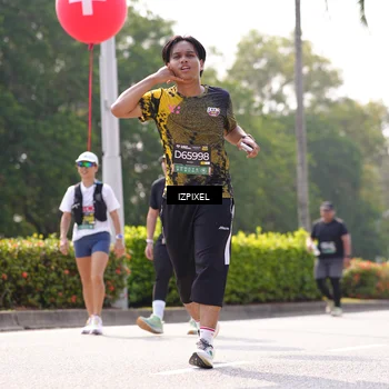 Runner Photo 6599098