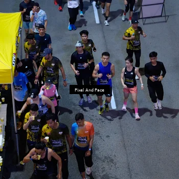 Runner Photo 6599100