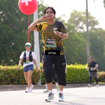 Runner Photo 6599119