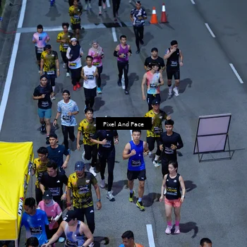 Runner Photo 6599121
