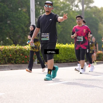 Runner Photo 6599286