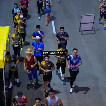 Runner Photo 6599317