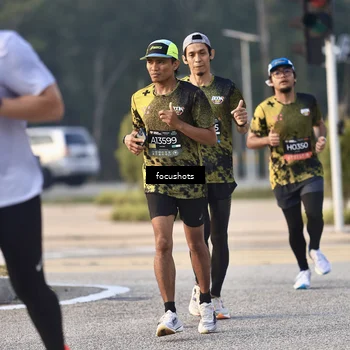 Runner Photo 6599430
