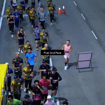 Runner Photo 6599438