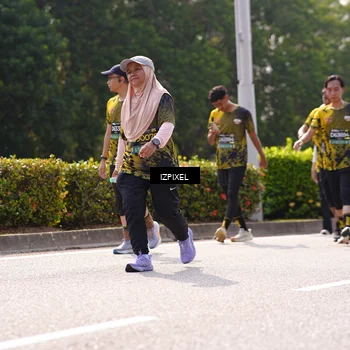 Runner Photo 6599701