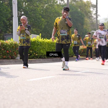 Runner Photo 6599745