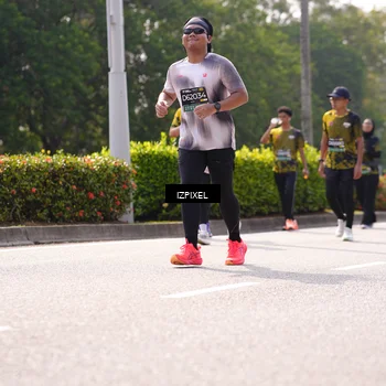 Runner Photo 6599787