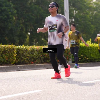 Runner Photo 6599844