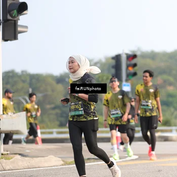 Runner Photo 6599973