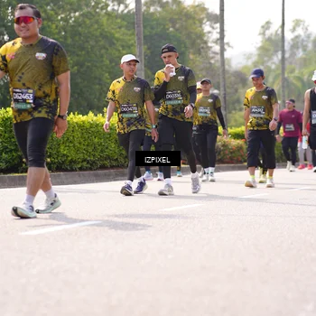 Runner Photo 6599991