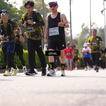 Runner Photo 6599993