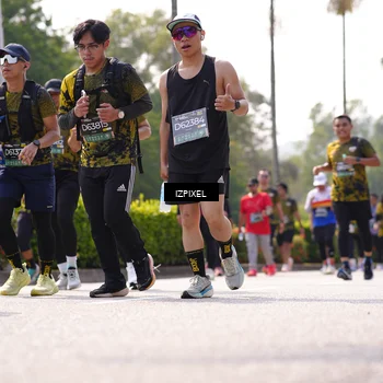 Runner Photo 6600002