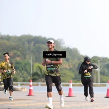 Runner Photo 6600009