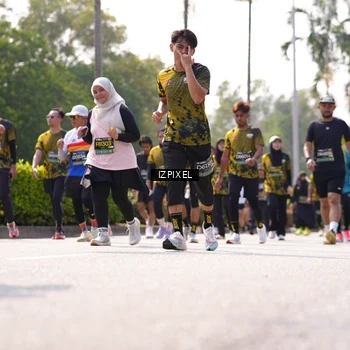 Runner Photo 6600041
