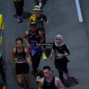 Runner Photo 6600051