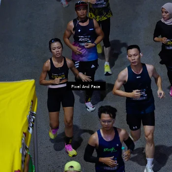 Runner Photo 6600058