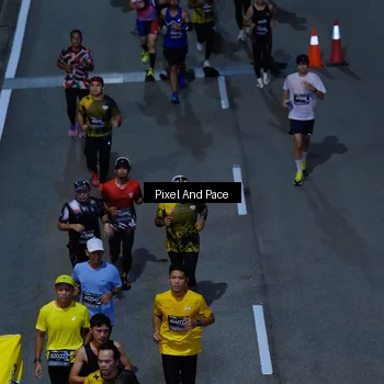 Runner Photo 6600068