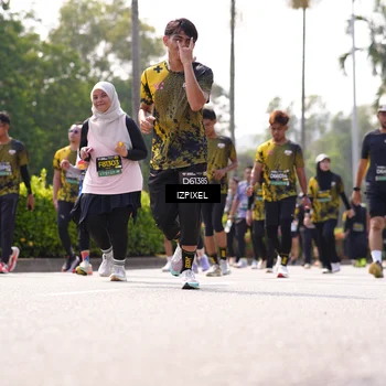 Runner Photo 6600073