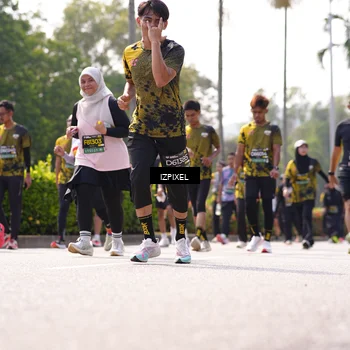 Runner Photo 6600076