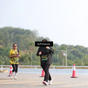 Runner Photo 6600085