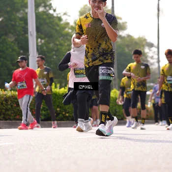 Runner Photo 6600095
