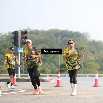 Runner Photo 6600118