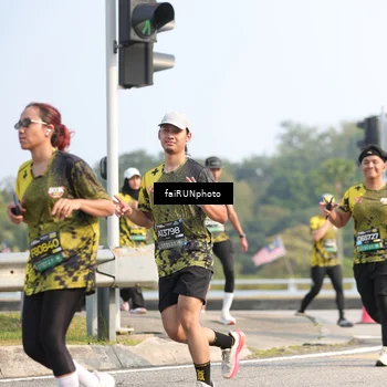 Runner Photo 6600138