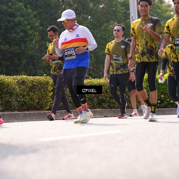 Runner Photo 6600155