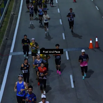Runner Photo 6600177