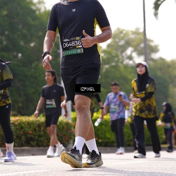 Runner Photo 6600192