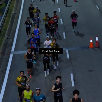 Runner Photo 6600232