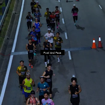 Runner Photo 6600241