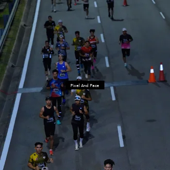 Runner Photo 6600242