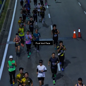 Runner Photo 6600261
